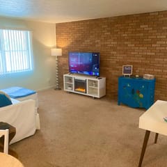 Quiet 1BR with Workspace | Kent State Stark, North Canton