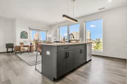 Bright & Airy 2BR | Cleveland Clinic