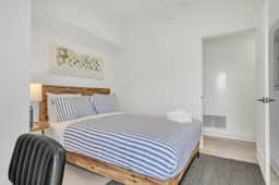 Bright & Airy 2BR | Cleveland Clinic