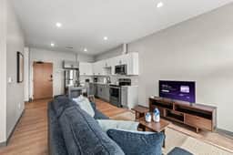 Monthly 1BR Extended Stay | Cleveland Clinic Campus, CLE - Image 2