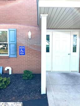 Central & Cozy 1BR near Hall of Fame/Airport
