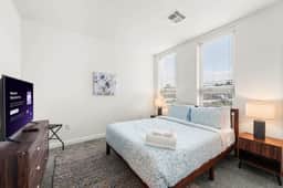 Central 2BR Near Clinic, CWRU & Museums