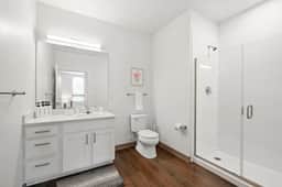 Central 2BR Near Clinic, CWRU & Museums