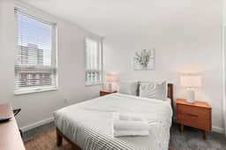 Central 2BR Near Clinic, CWRU & Museums
