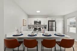 Charming & Central | 3 Bedroom | CLE Clinic