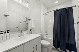 Gorgeous 2 Bedroom/2 Bathroom