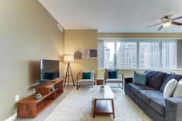 Luxury Apartment | Downtown | Free Parking