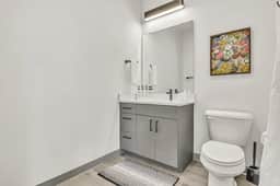 Modern & Elegant 2BR | Cleveland Clinic