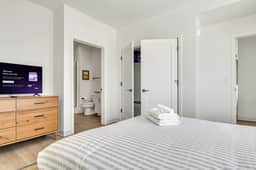 Peaceful & Relaxing 2BR | Cleveland Clinic