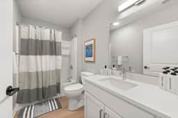 Spacious & Central | 2 Bedroom | CLE Clinic