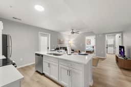 Single-Level 2BR, No Stairs | Across from CWRU | Cleveland - Image 5