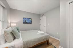 Spacious & Central | 2 Bedroom | CLE Clinic