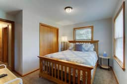 Two Bedroom King Suite near Hall of Fame w/ Garage