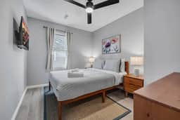 Cleveland Clinic | Recliner | Spacious | 4 Bedroom