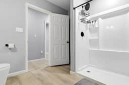 4BR + Recliner, Sleeps 10 | 2 Min to Cleveland Clinic, CLE - Image 4