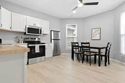 4BR + Recliner, Sleeps 10 | 2 Min to Cleveland Clinic, CLE - Image 3