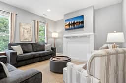 4BR + Recliner, Sleeps 10 | 2 Min to Cleveland Clinic, CLE - Image 2
