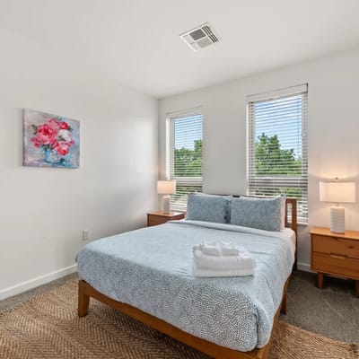 Luxury Stay Near Cleveland Clinic & Attractions