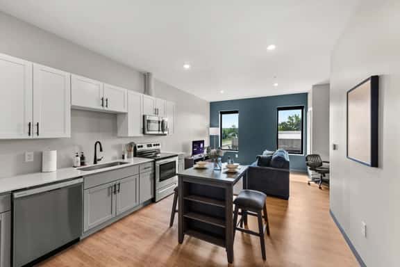 Monthly 1BR Extended Stay | Cleveland Clinic Campus, CLE - Image 1