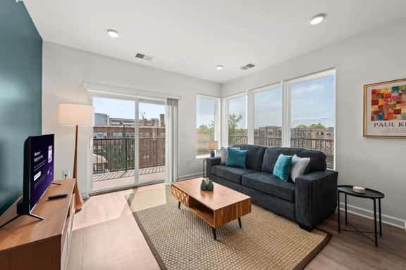 Travel Nurse 2BR Across From Cleveland Clinic | Cleveland, OH - Image 1