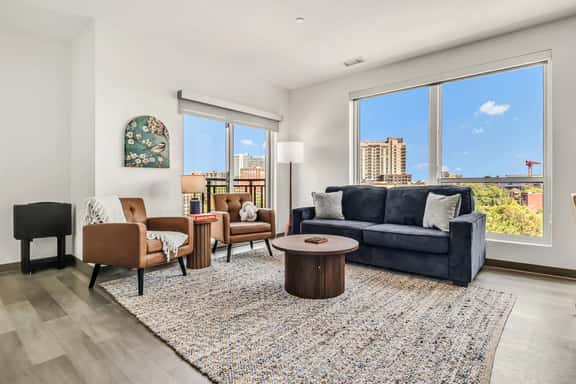 2BR, 2 Full Baths | Cleveland Clinic Main Campus, Cleveland - Image 1