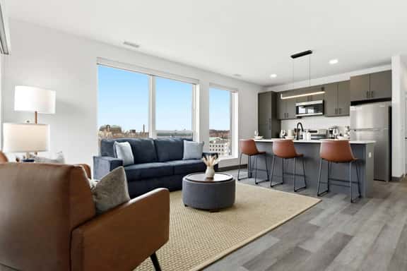 Relocation 2BR, Monthly | Near Cleveland Clinic, Cleveland - Image 1