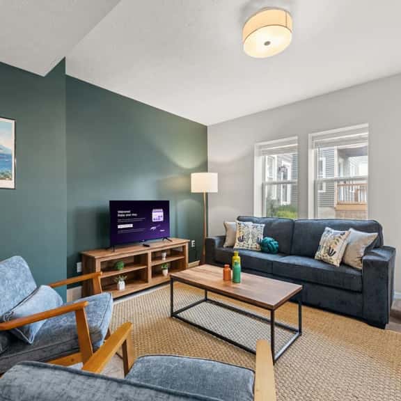 No-Stairs 2BR, Little Italy Cleveland | 3 Min to CWRU - Image 1