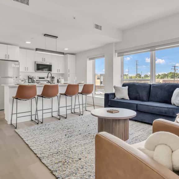 Family 2BR Sleeps 6 | Cleveland Clinic Main Campus, CLE - Image 1