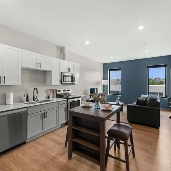 1BR for 13-Week Nurse Contracts | Cleveland Clinic, CLE - Image 1
