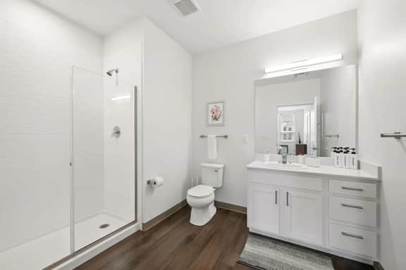 2BR in Heart of Cleveland Near CWRU