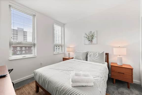 Central 2BR Near Clinic, CWRU & Museums