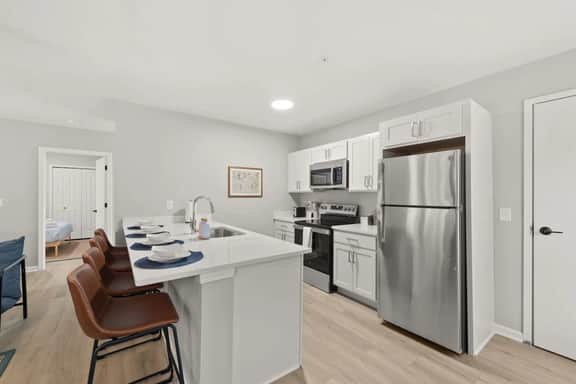 Charming & Central | 3 Bedroom | CLE Clinic