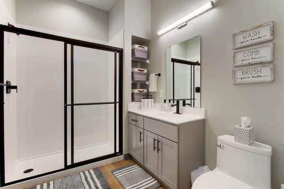 Elegant 1 BDR | Cleveland Clinic | Free Garage