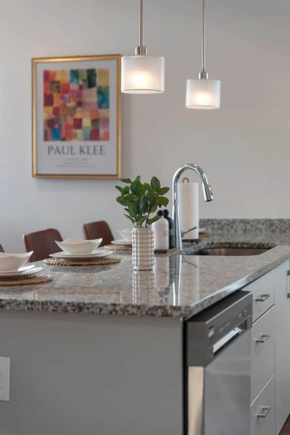 Gorgeous 2 Bedroom/2 Bathroom