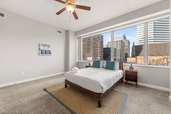 Luxury Apartment | Downtown | Free Parking