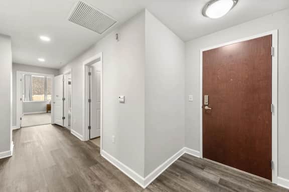Luxury Apartment | Downtown | Free Parking