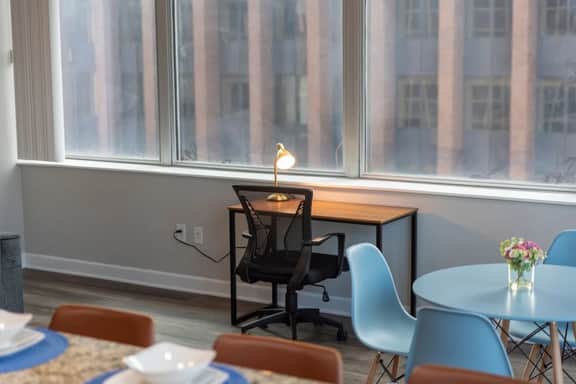 Luxury Apartment | Downtown | Free Parking