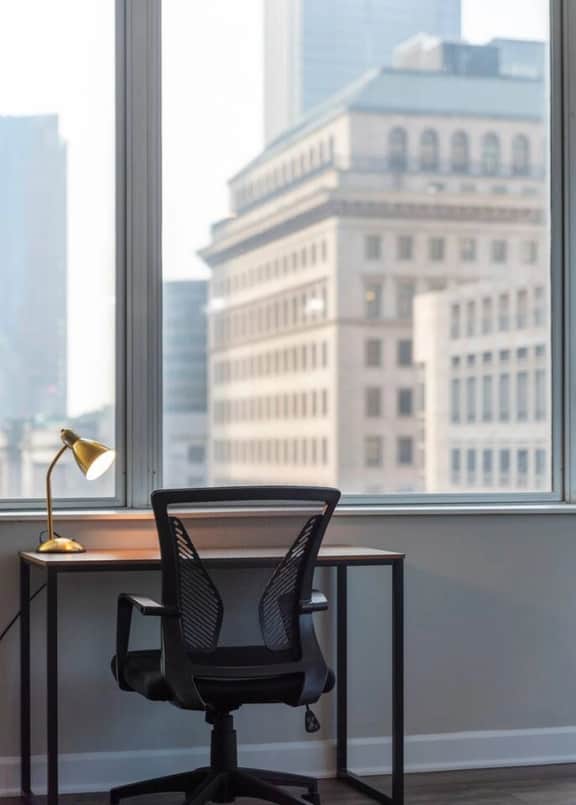 Luxury Apartment | Downtown | Free Parking