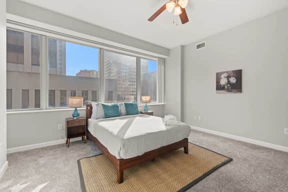 Luxury Apartment | Downtown | Free Parking