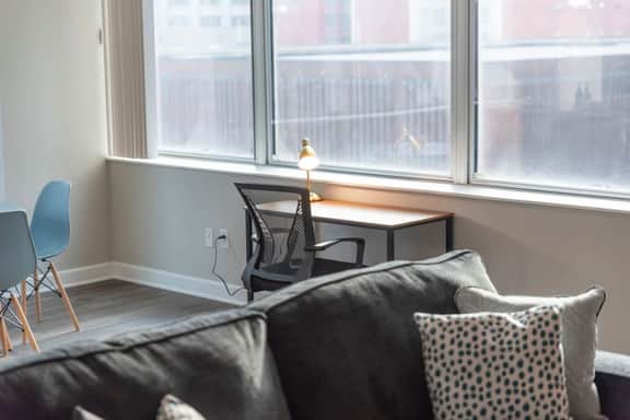 Luxury Apartment | Downtown | Free Parking