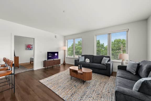 Luxury Stay Near Cleveland Clinic & Attractions