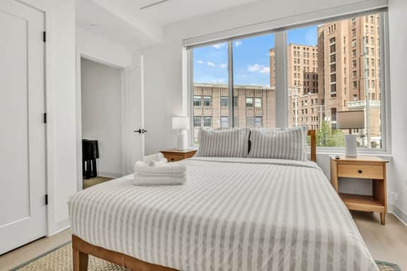 Quaint & Peaceful 2BR | Cleveland Clinic