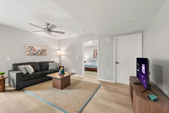 Spacious & Central | 2 Bedroom | CLE Clinic