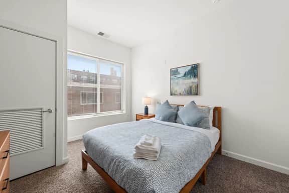 Stunning 2 Bedroom/2 Bathroom