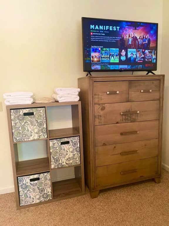 Sunlit 1BR Near Pro Football HOF & Cak Airport