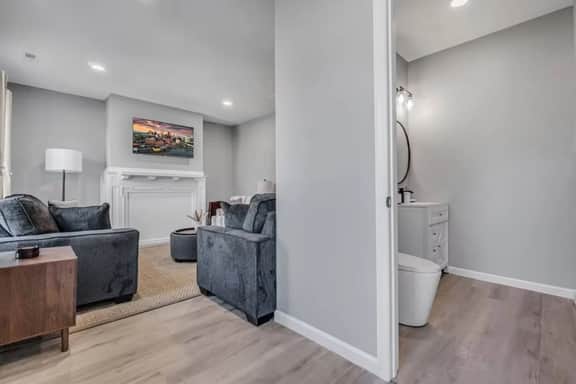 Cleveland Clinic | Recliner | Spacious | 4 Bedroom