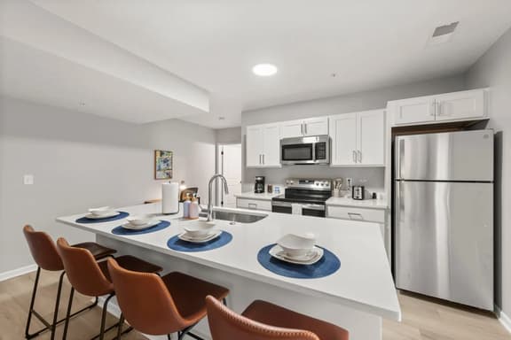 Spacious & Central | 2 Bedroom | CLE Clinic