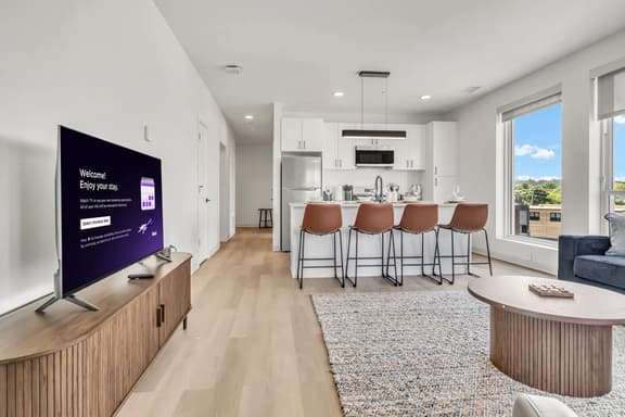Stylish & Comfortable 2BR | Cleveland Clinic