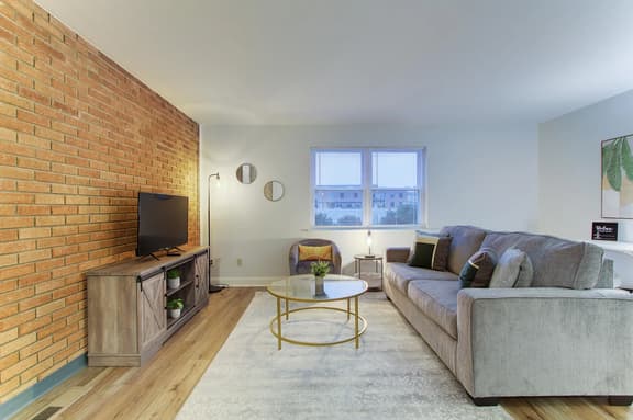 Stylish & Spacious Two Bedroom