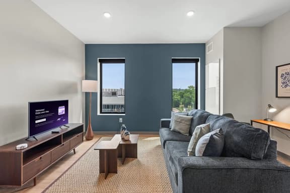 Stylish 1BDR | Cleveland Clinic | Free Garage